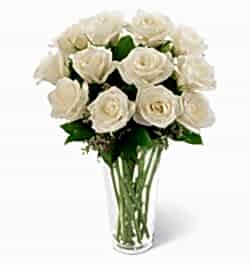 send 12 white roses in vase to dhaka